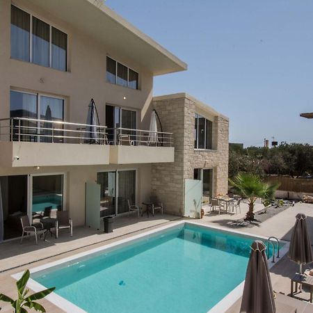 גובס Michalianna Suites "By Checkin" מראה חיצוני תמונה