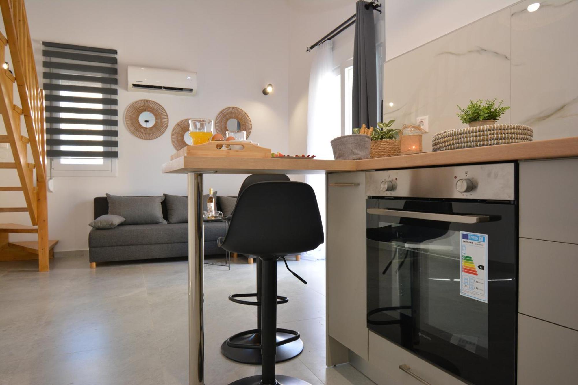 גובס Michalianna Suites "By Checkin" מראה חיצוני תמונה