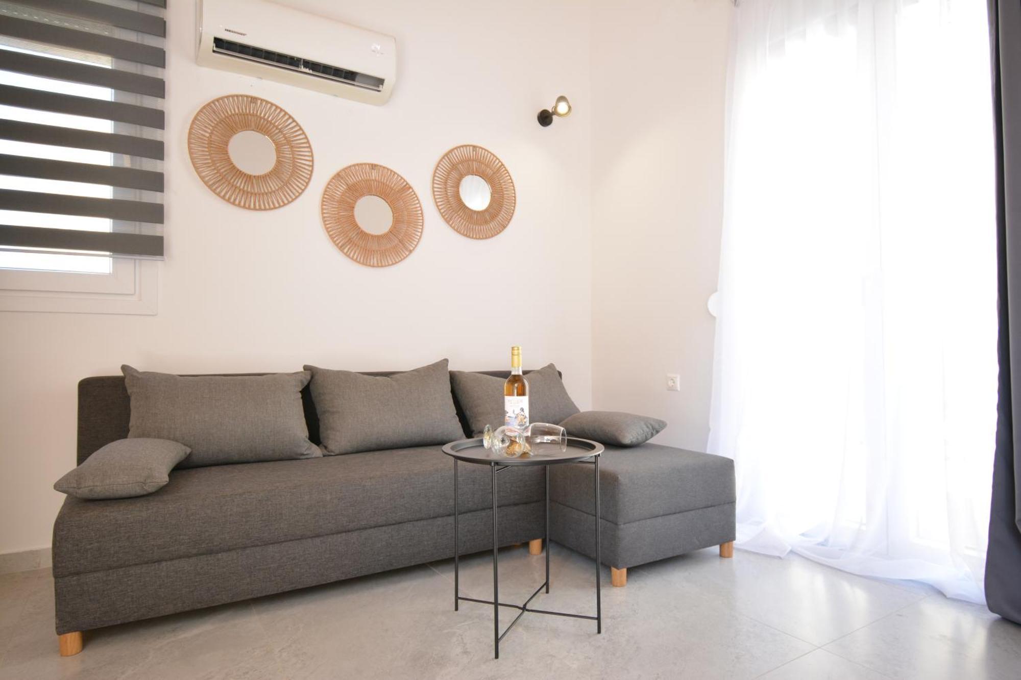 גובס Michalianna Suites "By Checkin" מראה חיצוני תמונה