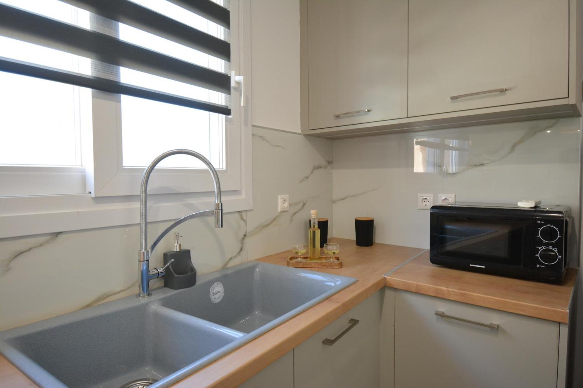 גובס Michalianna Suites "By Checkin" מראה חיצוני תמונה